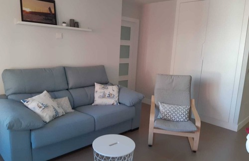 Isla de Arosa Apartment | New Apartment with Oceanfront Views and Pool Access