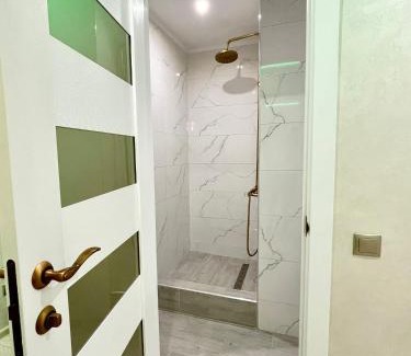 Chisinau Apartment | Modern Apartment in Chisinau Near Airport - 10/10 Rating