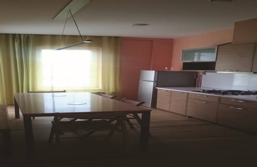 Vake Apartment | Modern Vake Apartment with Full Kitchen Amenities