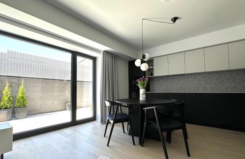 Kesklinn Apartment | Modern Apartments with Balcony, Free Parking & High Ratings