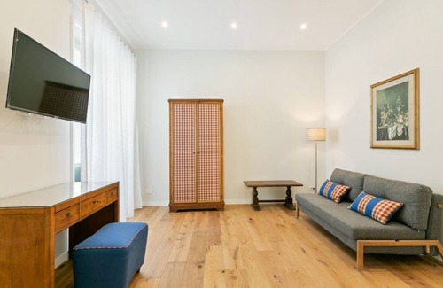 Ruggero Settimo Apartment | New Apartment with Balcony in Palermo's Vibrant Center