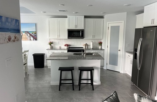 Diplomat House | Discover Paradise: New Heated Saltwater Pool Home in Cape Coral!