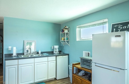 St. George Island Apartment | New Downtown Loft: Walk to Beach, Bay & Enjoy Ocean Views!