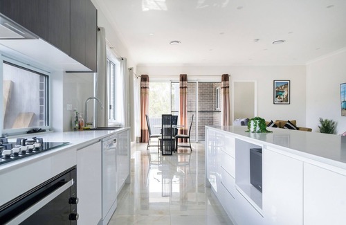 Glen Alpine House | New Double Storey House in Macarthur Height, 10/10 Rated