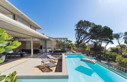 Camps Bay Villa | New Ocean View Villa with Sauna, Gym & Perfect 10 Rating