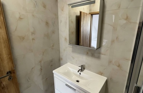Andel Apartment | Modern City Centre Flat with Child-Friendly Amenities
