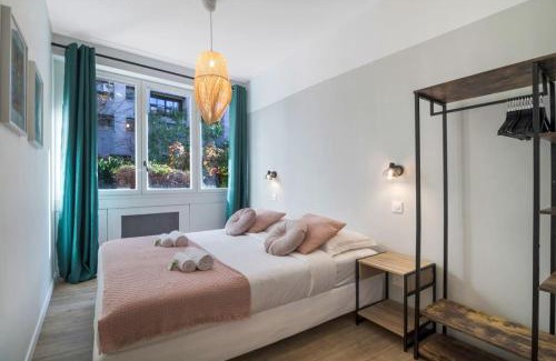 Pere Lachaise Apartment | Modern Flat for 8 with Family-Friendly Amenities