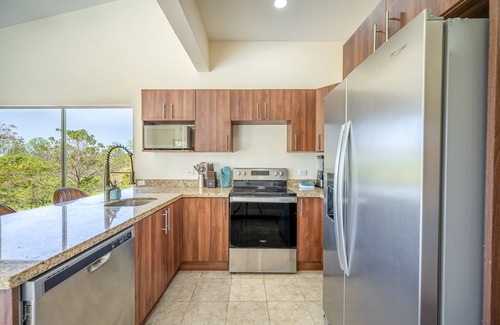 Marbella House | New Home with Private Pool Near Beach - Rated 10/10