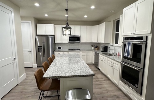 Nephi House | New Home in Nephi, Utah - Pet Friendly & Family Ready!