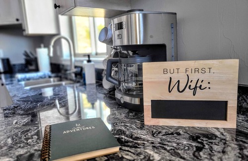 Wolf Creek House | Experience Unmatched Views of the Missouri River Home