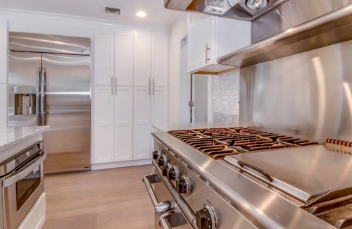Village of East Hampton House | New East Hampton Village Haven with Pool & Ocean Views