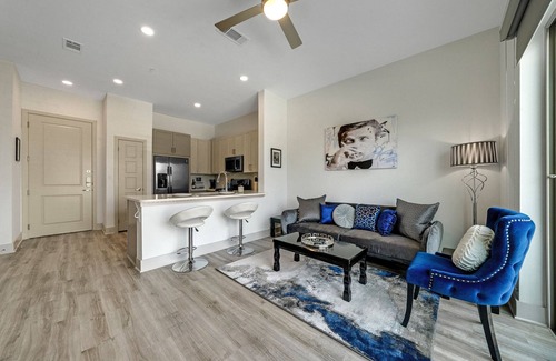 Greenway Plaza-Upper Kirby Apartment | Experience the James Bond Themed Apartment in River Oaks