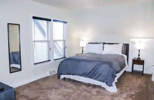 Wyandotte House | Explore a New Ocean View Escape by a Superhost!