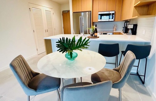 Ala Moana Condo | New Condo with Ocean View & Spa at Sky Ala Moana