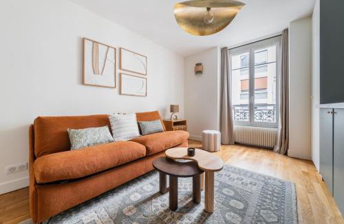 Batignolles Apartment | Modern Retreat in Parc Monceau - Batignolles, Rated 9.3