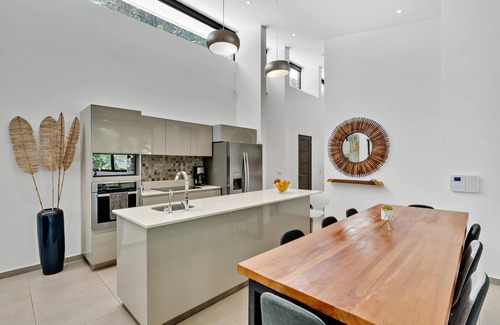 Tamarindo House | New Private Home with Ocean View & Pool near Tamarindo