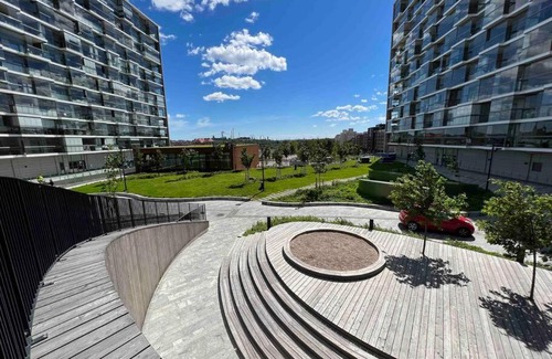 Pasila Apartment | Modern Condo Retreat at Mall of Tripla, Rated 9.4/10