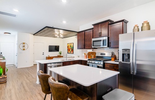 Stony Ridge North House | Brand new, modern home near Circuit of the Americas, the airport & downtown