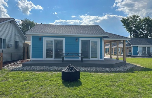 Houghton Lake Cabin | Modern Cabin Steps from Scenic Houghton Lake – Guest Rated 10/10