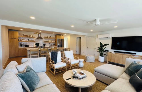 Surf City House | Brand new! Ocean block, heart of Surf City. Off season rates!