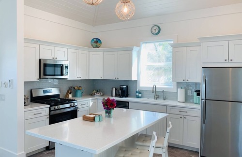 Lubbers Quarters Cay Villa | Beautiful Oceanfront Villa with Pool & Spa Amenities