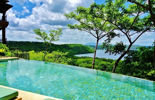 Papagayo Peninsula Villa | Family-Friendly Retreat Near Four Seasons with Ocean Views