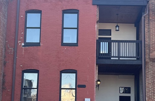Soulard House | Pet-Friendly Soulard Retreat with Top Guest Rating