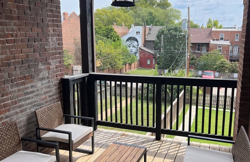 Soulard House | Pet-Friendly Soulard Retreat with Top Guest Rating