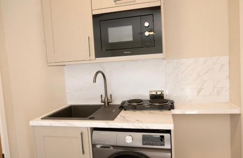Thornton Heath Apartment | Brand New Studio Gem sleeps 3