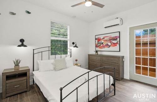 Greater South River City Apartment | Newly Available Unit for Relaxation Near Downtown