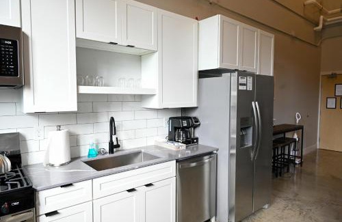Historic Southwest Apartment | Modern Urban Loft with Free Parking Near Mayo Clinic
