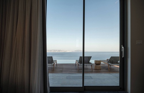 Agia Galini Villa | New Villa with Spectacular Sea Views and Hammam Experience