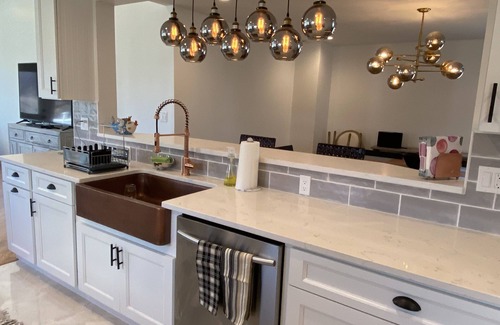 Westbrook Center House | Oceanfront Villa Je t’aime: 10/10 Rated Near the Beach