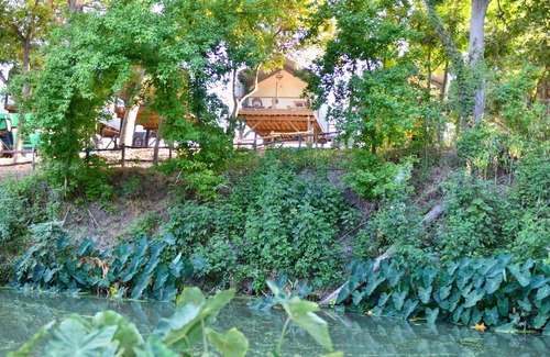 Sutherland Springs Cabin | Discover Your Dream Waterfront Cabin with Pool & Hot Tub