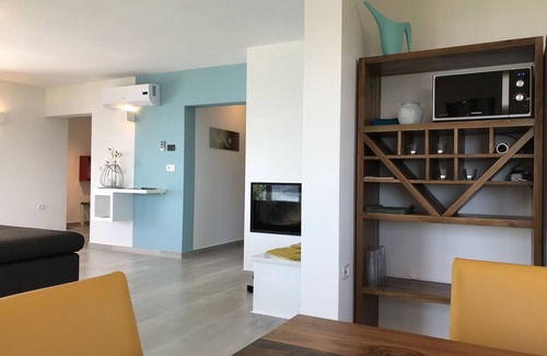 Zagore Apartment | New Hotel with Infinity Pool and Oceanfront Views