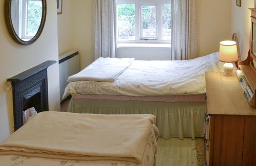 Foxley House | Top-Rated Brandiston Barn Cott: Pet & Child Friendly Stay