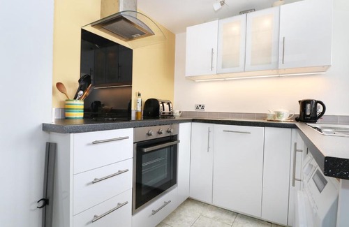 Southport House | Pet-Friendly Haven at Brandons, Southport - 4 Star Reviews!