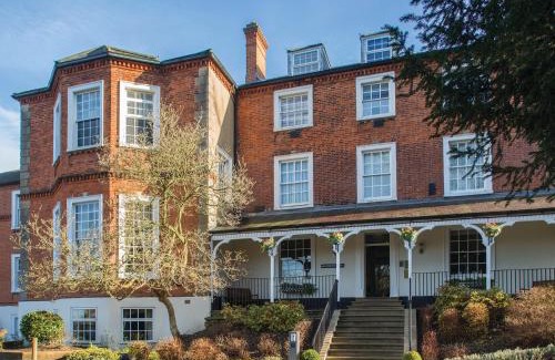 Brands Hatch Hotel | Experience Brandshatch Place & Spa: 4-Star Oceanfront Retreat