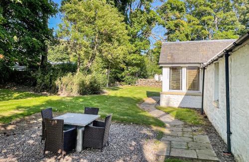 Clova House | Pet and Child Friendly Retreat at Brandy Cottage