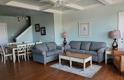 Branson Resort | Top Rated Branson Resort Condo with Pool & Free Wifi