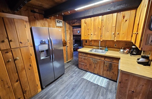 Brant Lake House | Brant Lake Retreat - Sleeps 17 - Hot Tub!