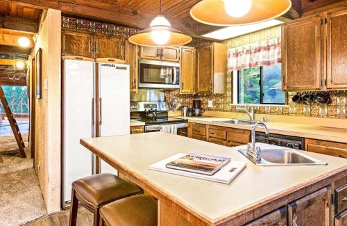 Copalis Beach House | Beachside Retreat: Brathouse By The Sea for Families and Pets