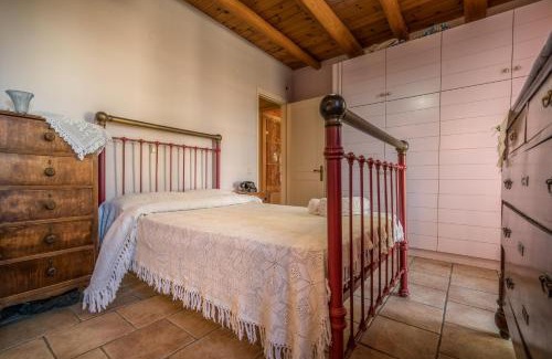 Kallithea House | Pet-Friendly Bratis Holiday Home: Guest Rated 10/10