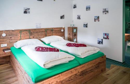 Georgensgmuend Hotel | Guest Favorite: BRATWURSThotel with Restaurant & Breakfast