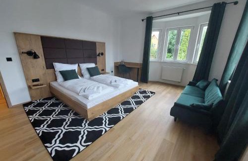 Giengen an der Brenz Hotel | Discover Brauereigasthof Schlüsselkeller: Pet-Friendly Stay