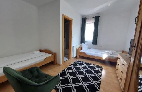 Giengen an der Brenz Hotel | Discover Brauereigasthof Schlüsselkeller: Pet-Friendly Stay