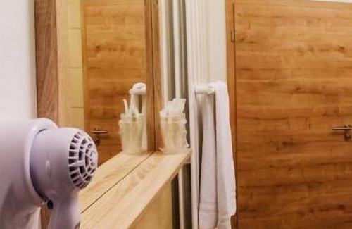 Herrnwahlthann Hotel | Discover Brauereigasthof Stanglbräu: Highly Rated & Accessible