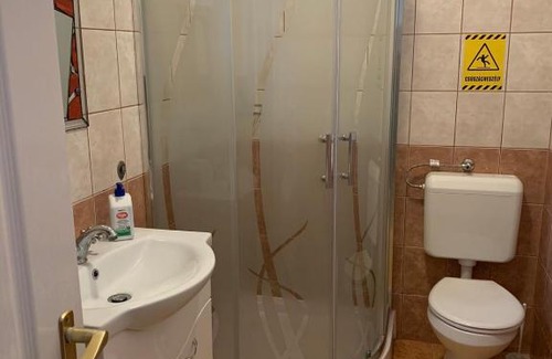 Sarospatak House | Comfortable Braun vendégház: Pet-Friendly & Family Oriented