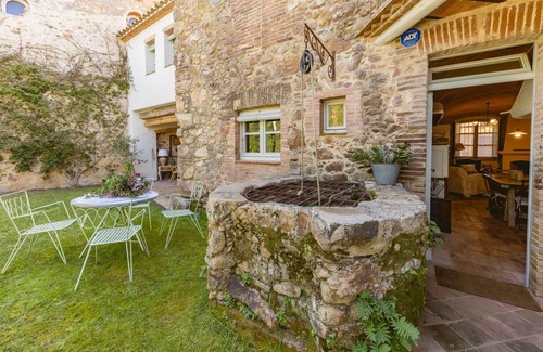 Castell-Platja d'Aro Cottage | Unforgettable Bravissimo Village House with Private Pool