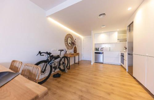 el Mercadal Apartment | Family-Friendly Bravissimo Domènica with Balcony Retreat